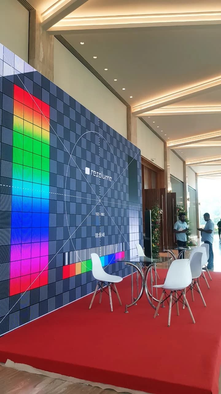 LED video wall exhibition stall red carpet